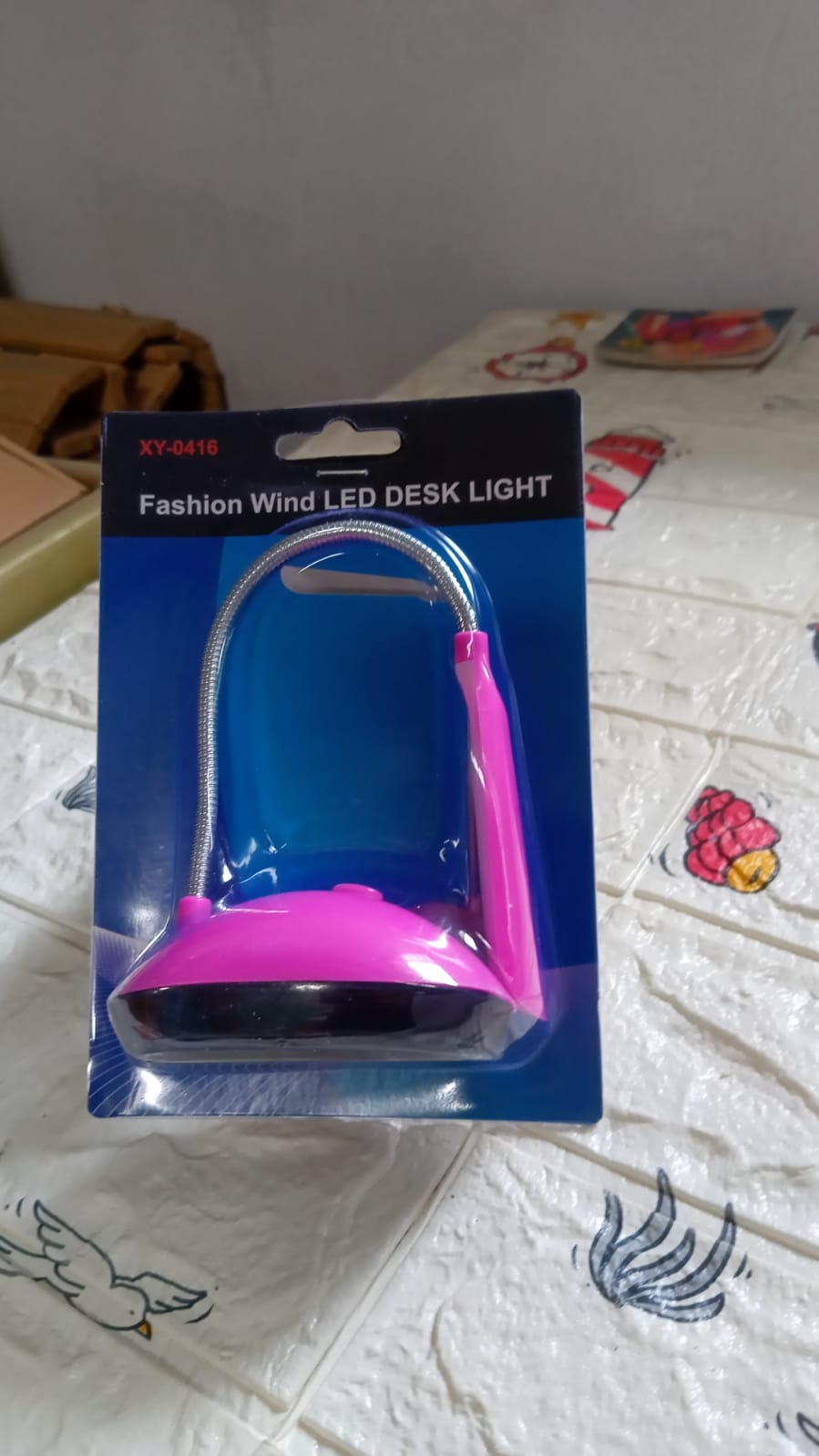 0255A Fashion Wind LED Desk Light, LED Lamps Button Control, Portable Flexible Neck Eye-Caring Table Reading Lights for Reading/Relaxation/Bedtime 0255A Fashion Wind LED Desk Light, LED Lamps Button Control, Portable Flexible Neck Eye-Caring Table Reading Lights for Reading/Relaxation/Bedtime